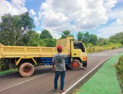 Supir Lori Hendak Mencari Rezeki Diduga Dihalangi di Jalan Navigasi Kijang