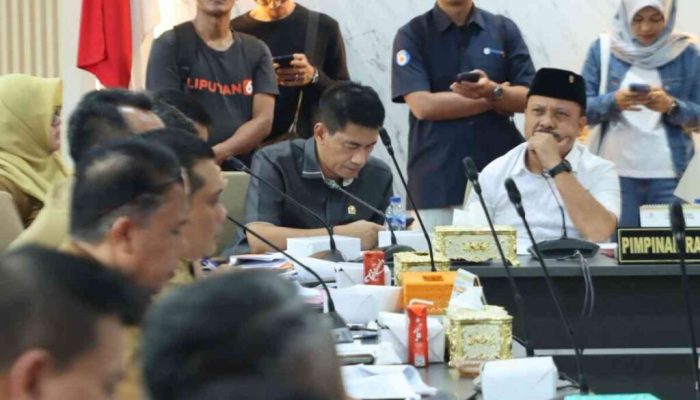 Bahas Polemik Pembangunan Kantor Lurah Sukajadi, Pimpinan DPRD Kota Batam Gelar RDPU