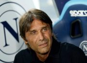 Aurelio De Laurentiis Pastikan Conte Tetap di Napoli