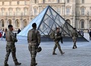 Louvre Theft: Two Suspects Under Probe, Three Freed