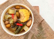 Sayur Asem dan Sambal Kacang: Rasa yang Selalu Menghadirkan Cinta