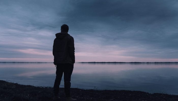 Ini 7 Alasan Mengapa Seseorang Senang Sendirian!