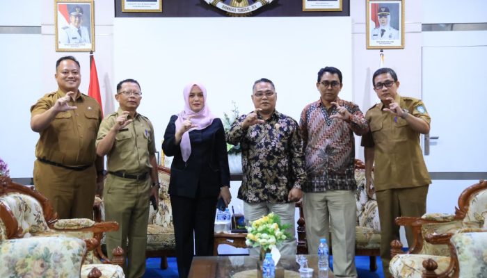 Wabup Terima Kunjungan Tim Visitasi Monev Komisi Informasi Kepri