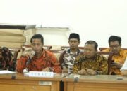 Satpol PP Surabaya: Tegas Komisi A Ungkap Dugaan Pungli PKL