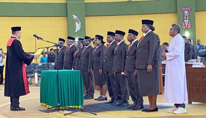 Pelantikan 5 Anggota DPRK Sorong Selatan Jalur Otsus: Inilah Namanya