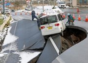 Japan Quake: Dozens Hurt, Major Aftershock Alert