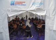 Belajar di Tenda Darurat: Asa Siswa Pasca-Erupsi Semeru