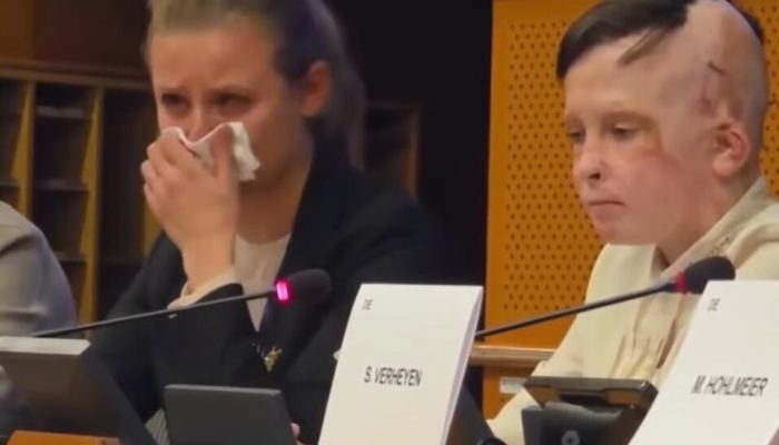 Interpreter Moved by Ukrainian Boy’s Plea at European Parliament