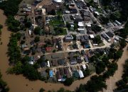 Nigeria’s Resilience Tested: Governance and Oil Woes Blamed