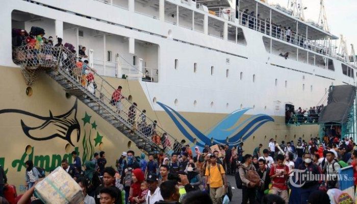 Jadwal KM Tidar: Desember 2025, Makassar-Surabaya-Jakarta-Kijang