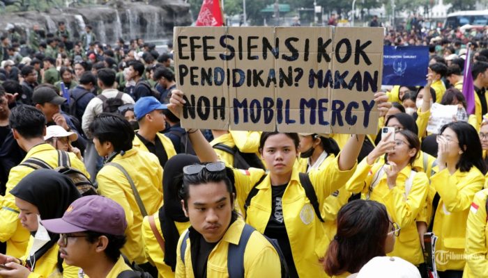 Aksi Kemanusiaan Brimob Sulteng: Charity X-Trail untuk Sumatra