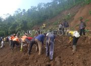 Mimika Berawan Tebal: BMKG Peringatkan Cuaca Ekstrem Seluruh Distrik
