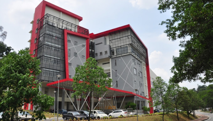 Bandung Cerah Pagi, Hujan Siang: Geulisnya Tiada Tara!