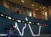 IHSG diprediksi sentuh 10.000 di akhir 2026, pengamat: Ambisius tapi masih realistis