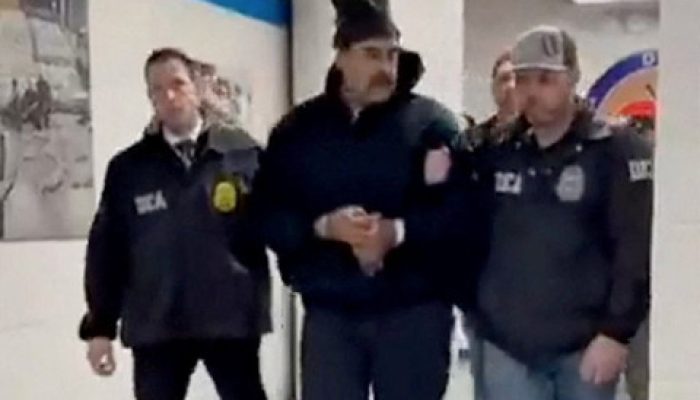 Satu Dekade Kekuasaan Tangan Besi Maduro di Venezuela