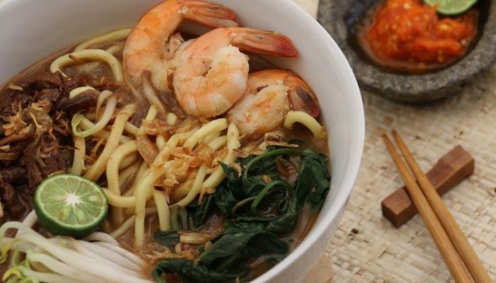 Blok M: 5 Pilihan Makan Siang Lezat, dari Soto Susu Asap hingga Mie Kangkung