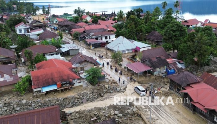 Gubernur Sumbar perintahkan pengerukan sungai cegah banjir susulan