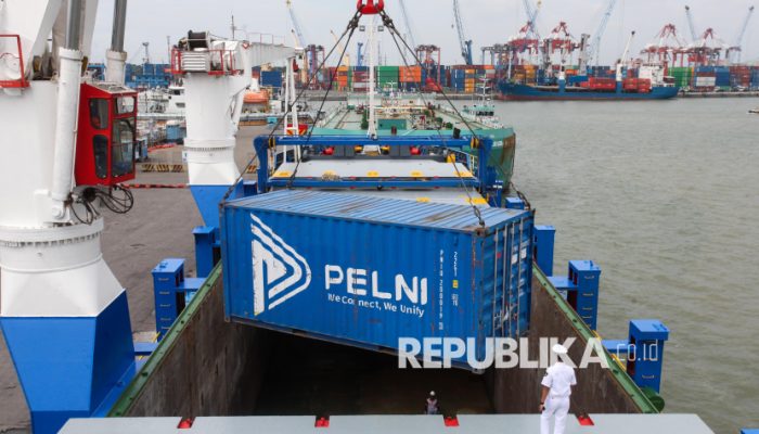 Tol laut dorong kinerja Pelni, angkutan peti kemas naik pada 2025