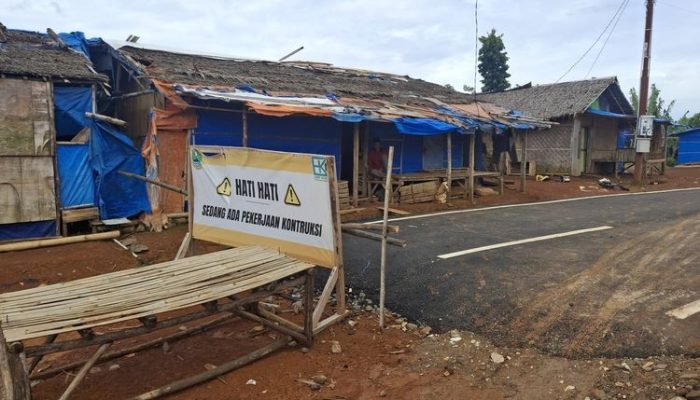 Jalan Perbatasan Banten-Jawa Barat: Jurang Antara Dua Dunia