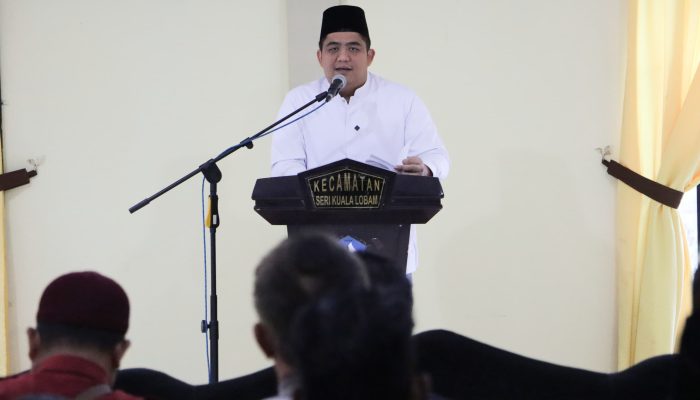 Roby Serahkan 63.500 Benih Ikan, 8,46 Ton Pakan & Sarpras Perikanan Tangkap