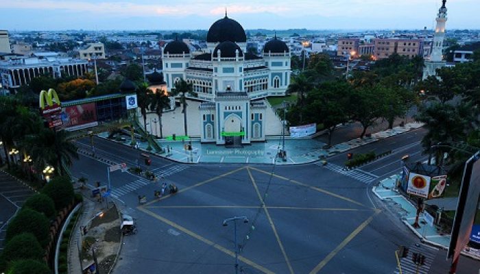 Medan Siaga Petir: Prakiraan Cuaca Hari Ini