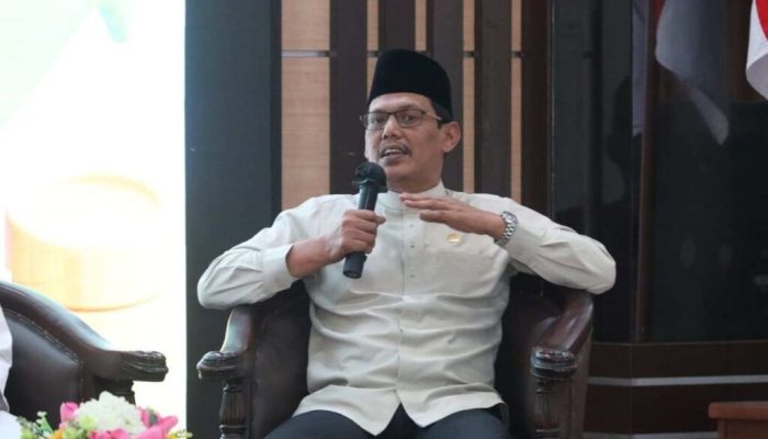 Jadi Narasumber Dialog Interaktif Halo Batam Setahun Wali Kota – Wakil Wali Kota, Ketua DPRD Tegaskan Sinergi Membangun Batam
