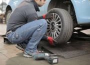 Mitos atau Fakta: Ban Diesel Lebih Cepat Aus?