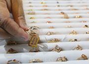 Emas Perhiasan Anjlok: Rp2,378 Juta/Gram, Buyback Rp2,515 Juta