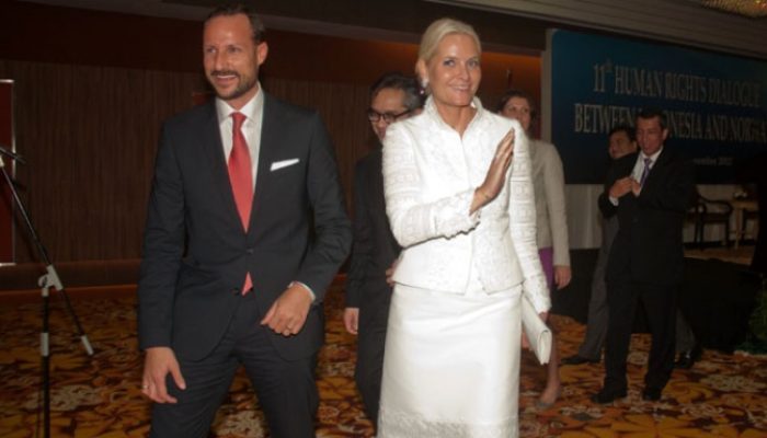 Putri Mahkota Norwegia Menyesal Atas Rilis Dokumen Epstein