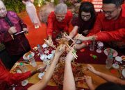 Yu Sheng Jakarta: Perayaan Imlek Penuh Makna