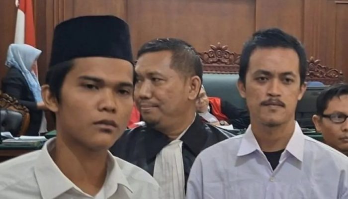 Dua Mahasiswa Pemeras Kadindik Jatim: Tuntutan 1,5 Tahun Penjara