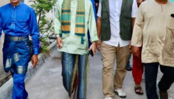 Safari Ramadan di Pulau Terong, Jemaah Antusias Menyambut Wali Kota Amsakar