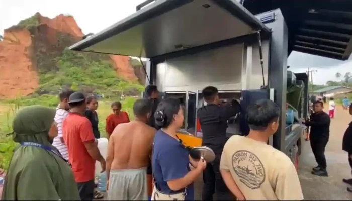 Brimob Polda Sumut: Dari Lumpur ke Air Bersih untuk Warga Tapteng