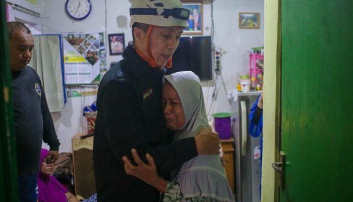 Dedie Rachim Langsung ke Lokasi Longsor Bondongan yang Menelan Korban