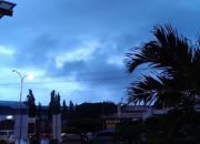 Badung Diterjang Hujan Lebat & Angin Kencang Hari Ini