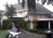 Google Maps: “Tembok Ratapan Solo” Rumah Jokowi Viral