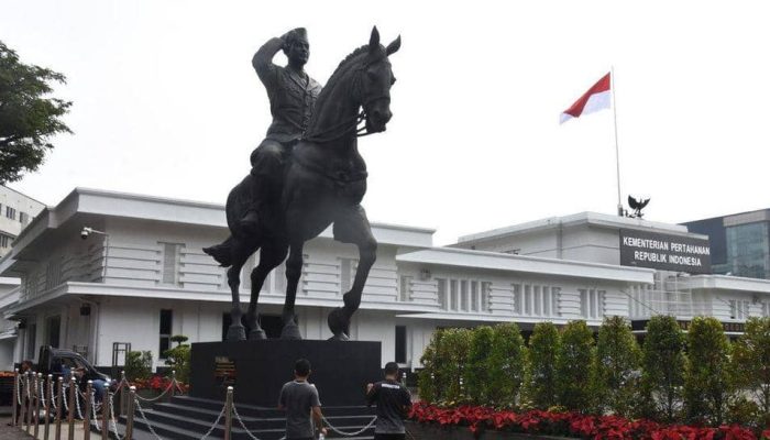 DPR Berhemat: Perjalanan Dinas dan Lampu Dimatikan