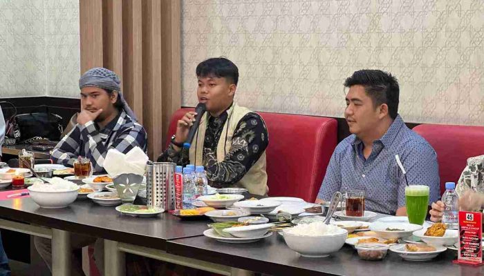 Roby Diskusi Bareng Pelajar & Mahasiswa Bintan