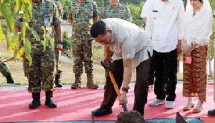 Menhan Sjafrie Resmikan Masjid Bintang Amin Angkasa di Batam, Amsakar: Ikon Wisata Religi Baru