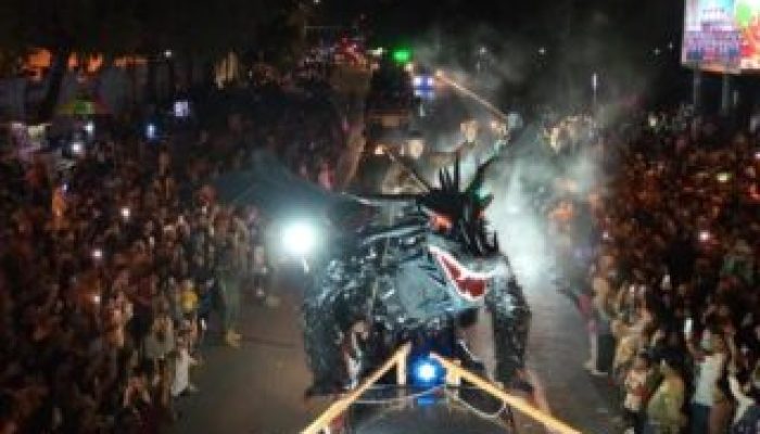 Kreativitas Tanpa Batas, Pawai Takbir Kota Batam Hidupkan Malam Lebaran
