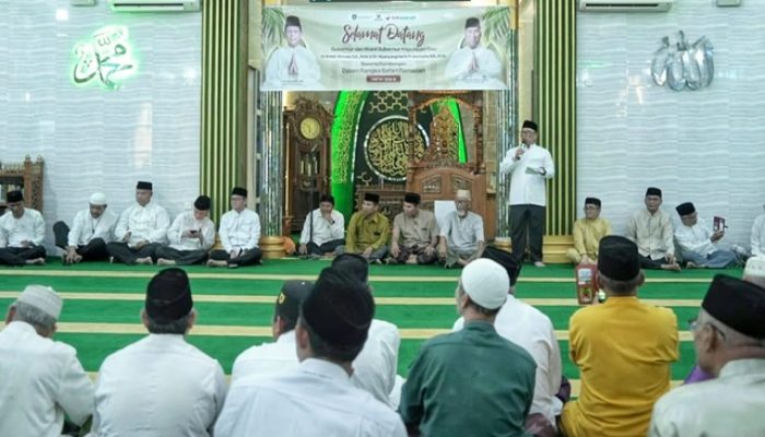 Safari Ramadhan ke Tanjung Uma, Wagub Nyanyang Tekankan Pentingnya Ukhuwah Islamiyah