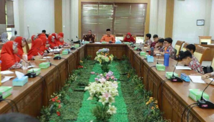 DPRD Kota Batam Terima Kunjungan Edukasi Siswa Kelas VI SDIT Tunas Cendekia
