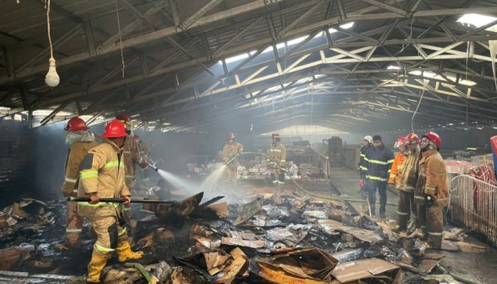 Gudang Bajenis Terbakar