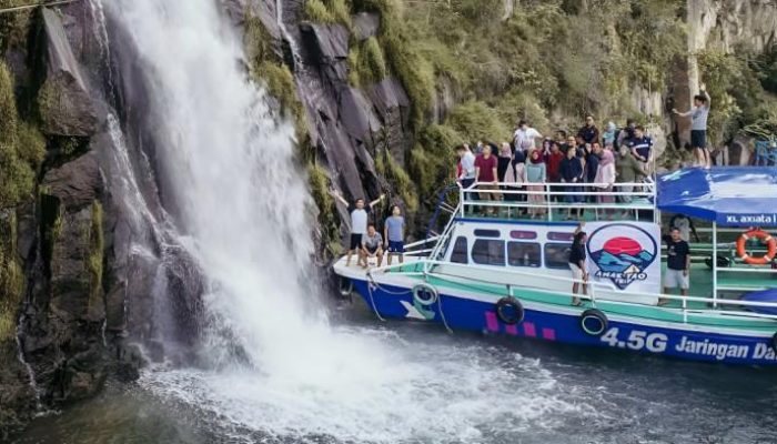 Air Terjun Situmurun dan Binangalom, Keindahan Wisata Danau Toba