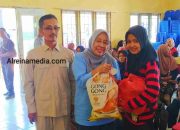 Warga Bintan Timur Sumringah Sambut Paket Sembako Dewan Sar’an