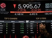 IHSG turun pagi ini, 7 saham perlu diawasi