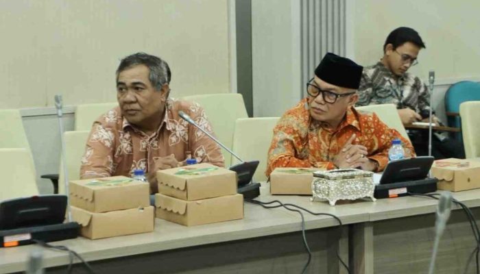 Pansus Ranperda LAM DPRD Kota Batam Bahas Tindak Lanjut Hasil Fasilitasi dengan Gubernur Kepri