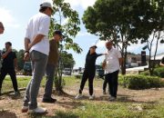 Pantau Langsung Proyek Jalan dan Drainase, Li Claudia Pastikan Pengerjaan Berjalan Optimal