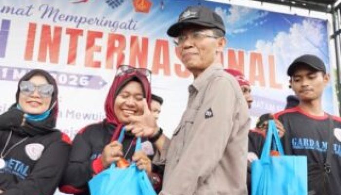 Peringatan May Day 2026 Diwarnai Aksi Batam Bersih hingga Saling Berbagi