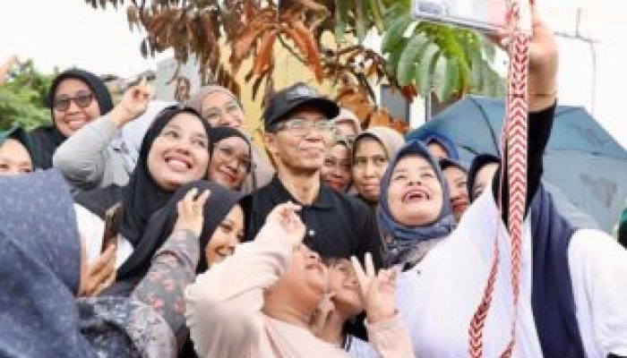 Gema Batam ASRI di Batam Kota, Wali Kota dan Warga Gotong Royong Bersihkan Lingkungan